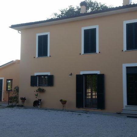 B&B Le Rose Spello Ngoại thất bức ảnh